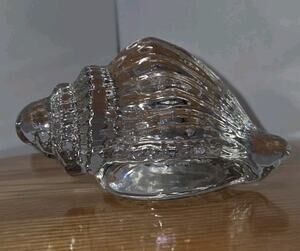 Vintage Clear Glass Conch Sea Shell Paperweight Art Glass Figurine